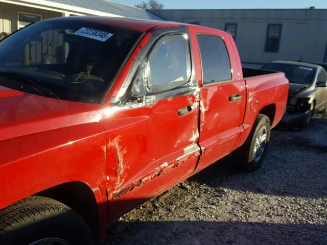 1D7HE48J37S198876 - 2007 DODGE DAKOTA QUA RED photo 9