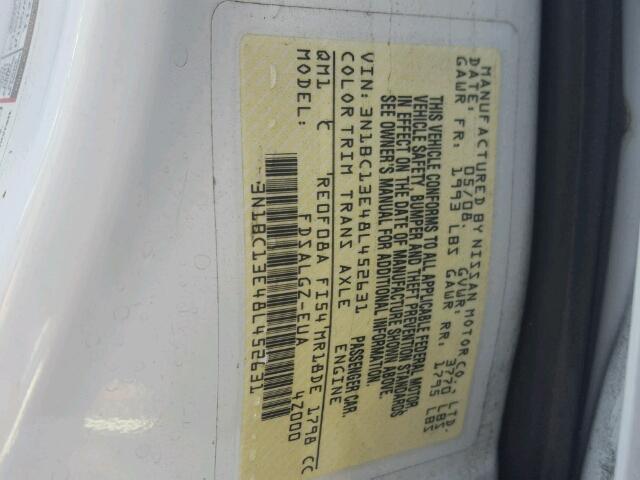 3N1BC13E48L452631 - 2008 NISSAN VERSA S WHITE photo 10