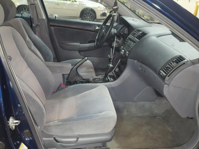 1HGCM56465A117299 - 2005 HONDA ACCORD LX BLUE photo 5