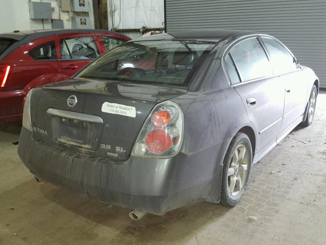 1N4BL11D95N920734 - 2005 NISSAN ALTIMA SE GRAY photo 4