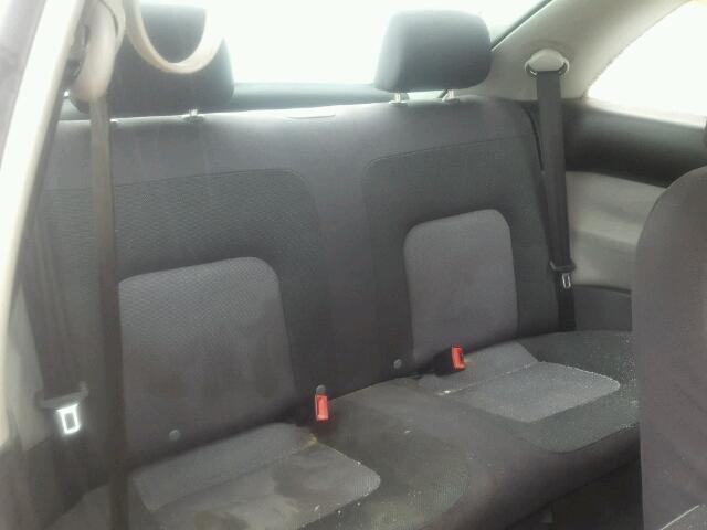 3VWCK31C95M405096 - 2005 VOLKSWAGEN NEW BEETLE 白色 照片 6