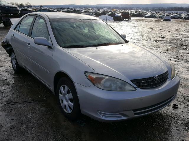 4T1BE32K42U549475 - 2002 TOYOTA CAMRY LE SILVER photo 1