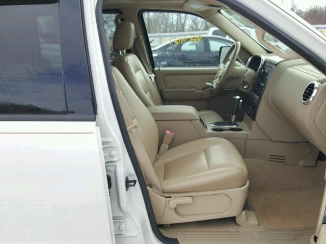 1FMEU73E28UA30109 - 2008 FORD EXPLORER X WHITE photo 5