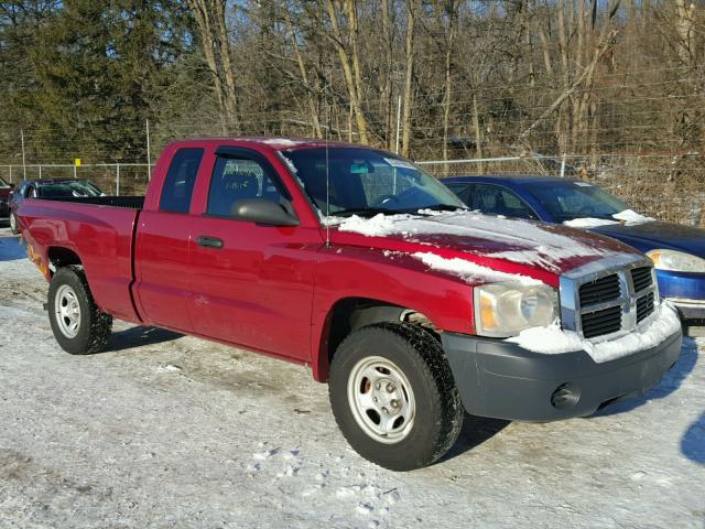 1D7HE22K67S124387 - 2007 DODGE DAKOTA ST RED photo 1