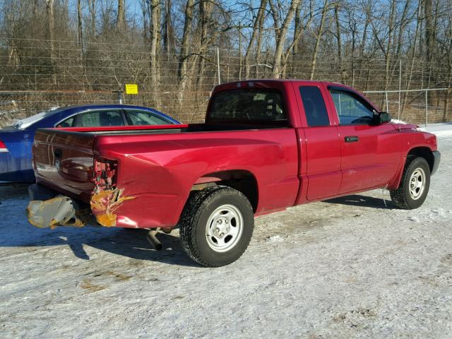 1D7HE22K67S124387 - 2007 DODGE DAKOTA ST RED photo 4