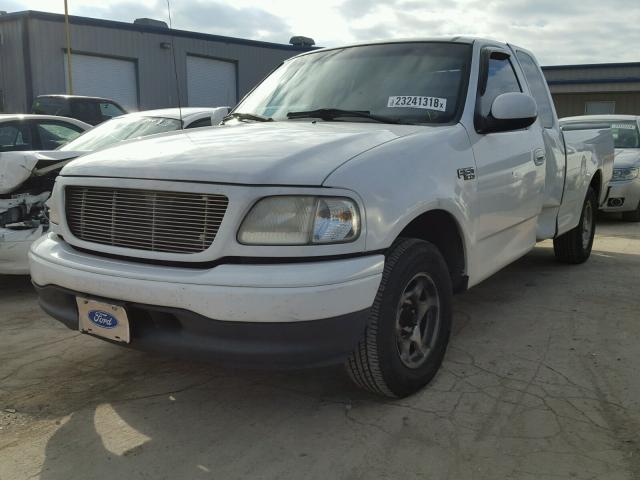 1FTZX1726YNB35708 - 2000 FORD F150 WHITE photo 2