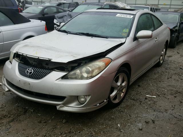 4T1CE38P34U779129 - 2004 TOYOTA CAMRY SOLA GRAY photo 2