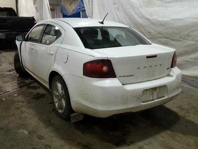 1B3BD2FG5BN572301 - 2011 DODGE AVENGER LU WHITE photo 3