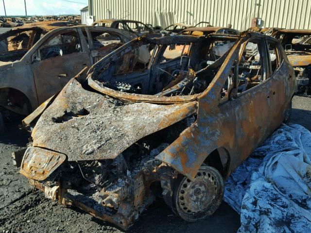 1N4AZ0CP1GC304245 - 2016 NISSAN LEAF S BURN photo 2