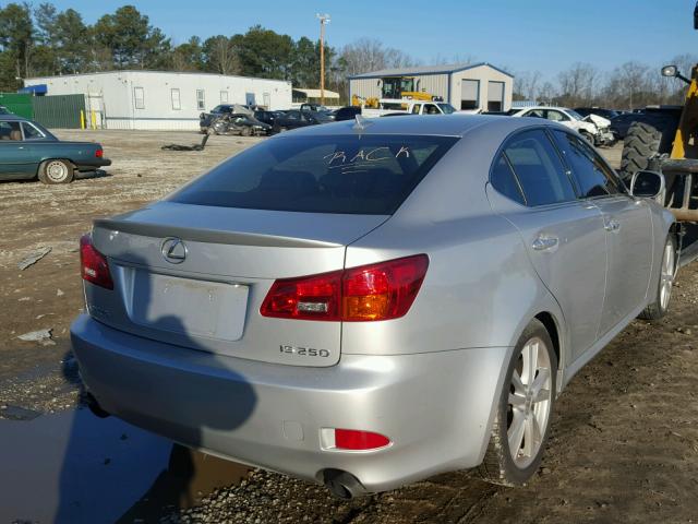 JTHBK262272051035 - 2007 LEXUS IS 250 GRAY photo 4