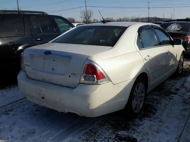 3FAHP08Z89R207983 - 2009 FORD FUSION SEL WHITE photo 4