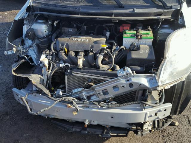 JTDJT4K33A5282617 - 2010 TOYOTA YARIS 银色 照片 7
