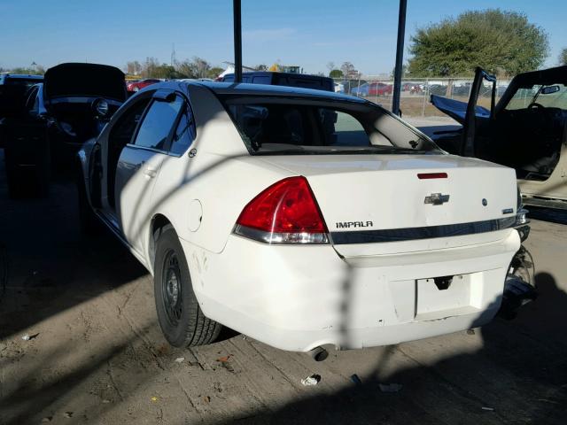 2G1WS553081329309 - 2008 CHEVROLET IMPALA POL WHITE photo 3