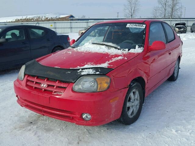 KMHCG35C85U340991 - 2005 HYUNDAI ACCENT GS RED photo 2