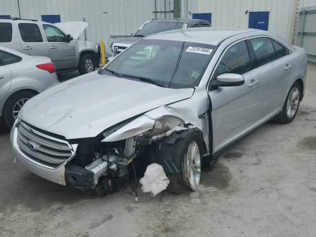 1FAHP2E87FG160861 - 2015 FORD TAURUS SEL SILVER photo 2