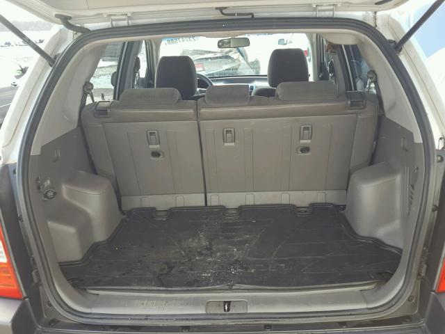 KM8JN12D17U618874 - 2007 HYUNDAI TUCSON SE SILVER photo 9