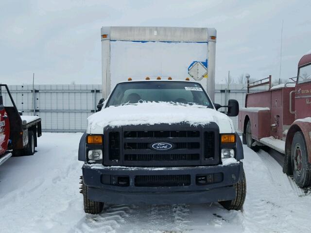 1FDAF56R38EE62391 - 2008 FORD F550 SUPER WHITE photo 9