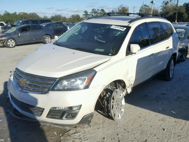 1GNKRGKDXFJ135116 - 2015 CHEVROLET TRAVERSE L WHITE photo 2