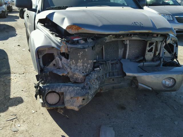 1D8HB58D85F580122 - 2005 DODGE DURANGO LI GRAY photo 9