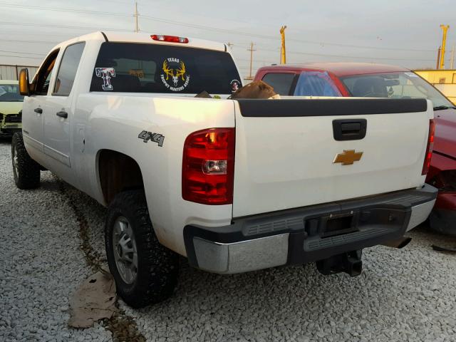 1GC1KXCG8BF256984 - 2011 CHEVROLET SILVERADO WHITE photo 3