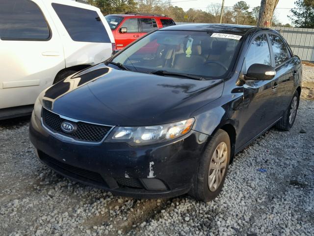 KNAFU4A29A5208935 - 2010 KIA FORTE EX BLACK photo 2