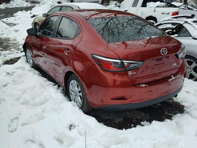 3MYDLBZV6GY136962 - 2016 TOYOTA SCION IA RED photo 3
