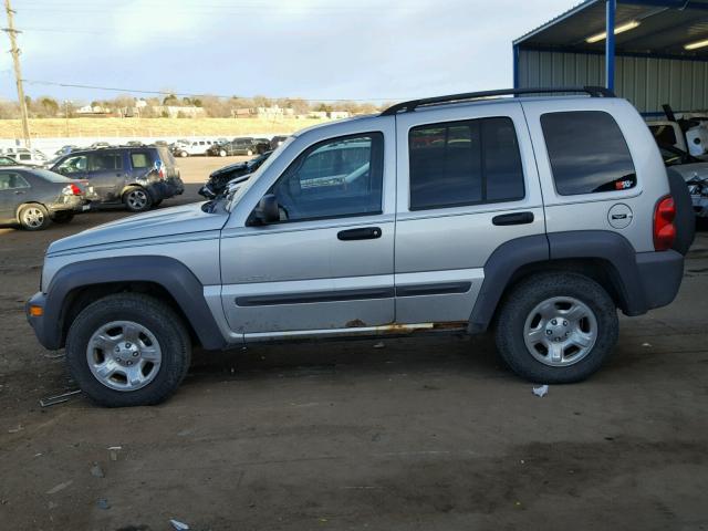 1J4GL48K03W645097 - 2003 JEEP LIBERTY SP SILVER photo 9