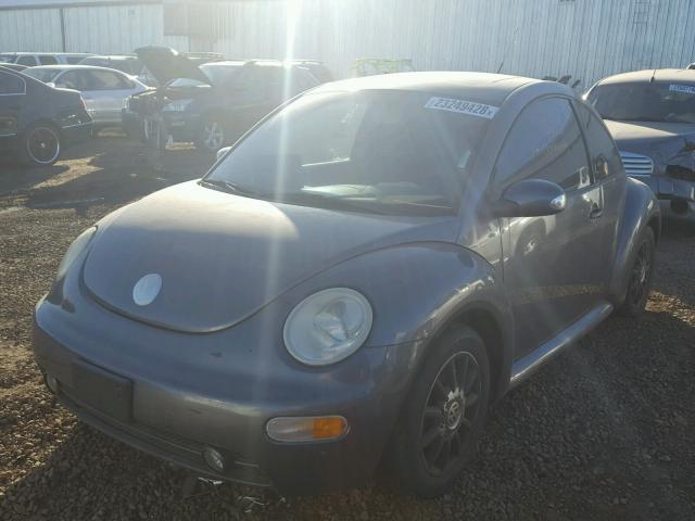 3VWCK31C94M418364 - 2004 VOLKSWAGEN NEW BEETLE SILVER photo 2