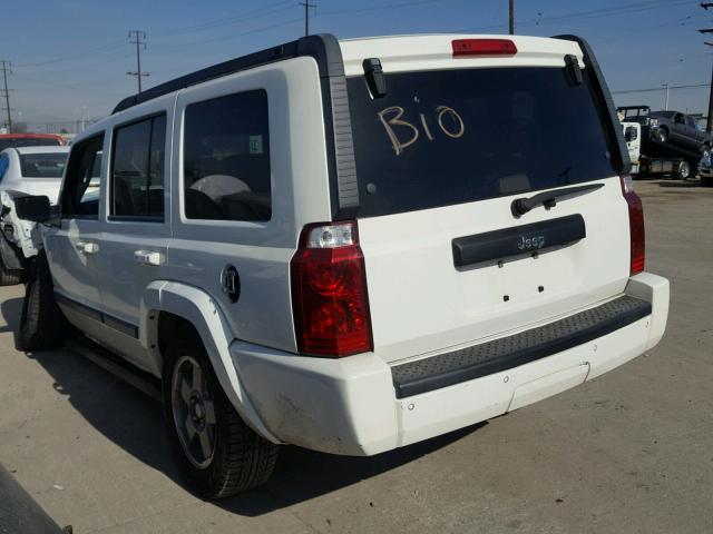 1J8HH48K58C145885 - 2008 JEEP COMMANDER WHITE photo 3