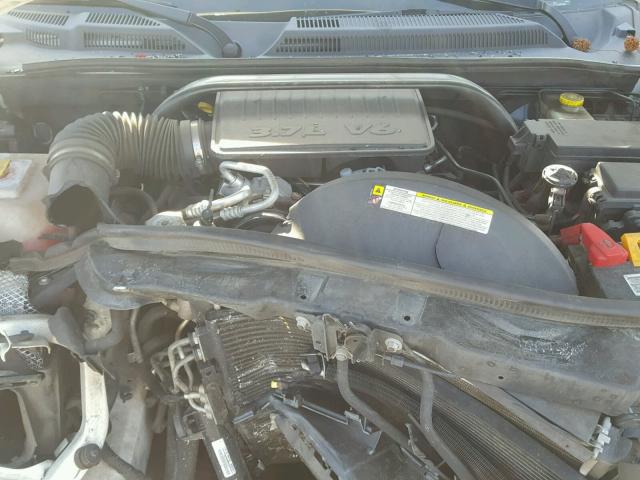 1J8HH48K58C145885 - 2008 JEEP COMMANDER WHITE photo 7