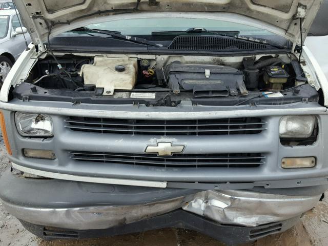 1GCHG35R7Y1236920 - 2000 CHEVROLET EXPRESS G3 WHITE photo 7