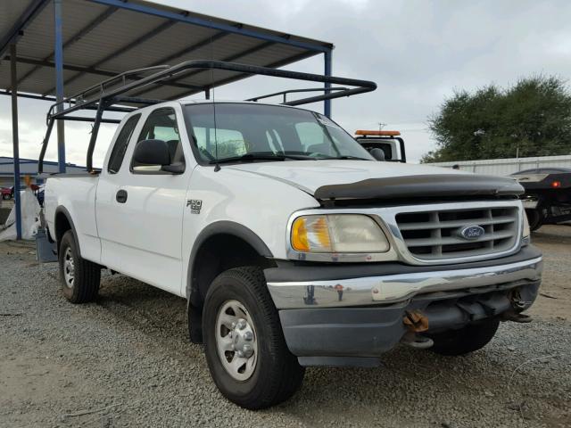 1FTPX18L5YKA60645 - 2000 FORD F150 WHITE photo 1