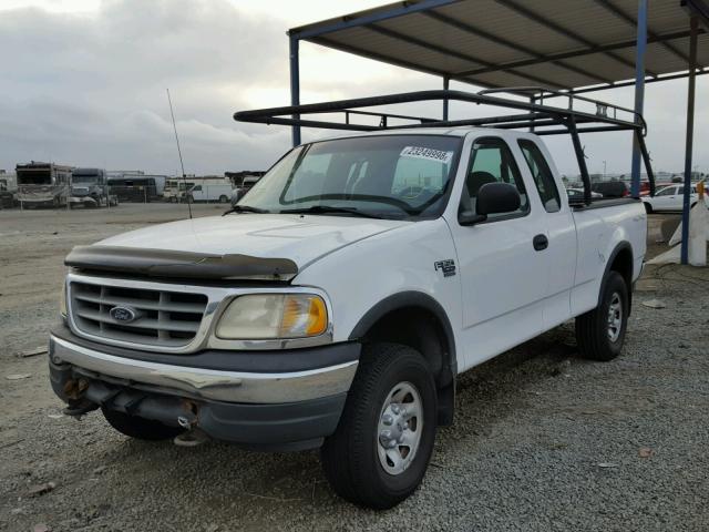 1FTPX18L5YKA60645 - 2000 FORD F150 WHITE photo 2