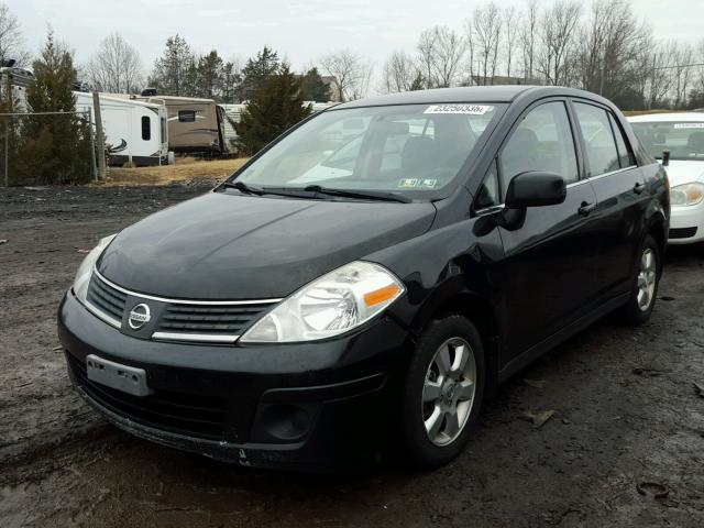 3N1BC11E48L366447 - 2008 NISSAN VERSA S BLACK photo 2