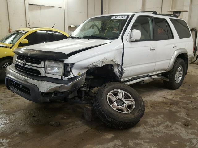 JT3HN86R620373138 - 2002 TOYOTA 4RUNNER SR WHITE photo 2