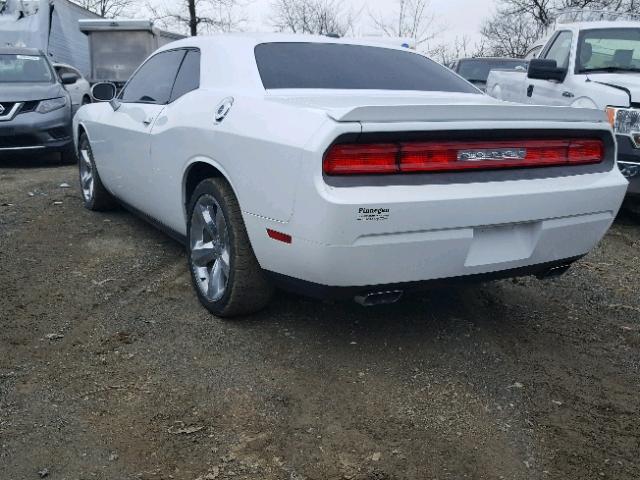 2C3CDYBT4CH281117 - 2012 DODGE CHALLENGER WHITE photo 3