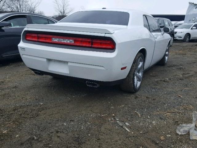 2C3CDYBT4CH281117 - 2012 DODGE CHALLENGER WHITE photo 4