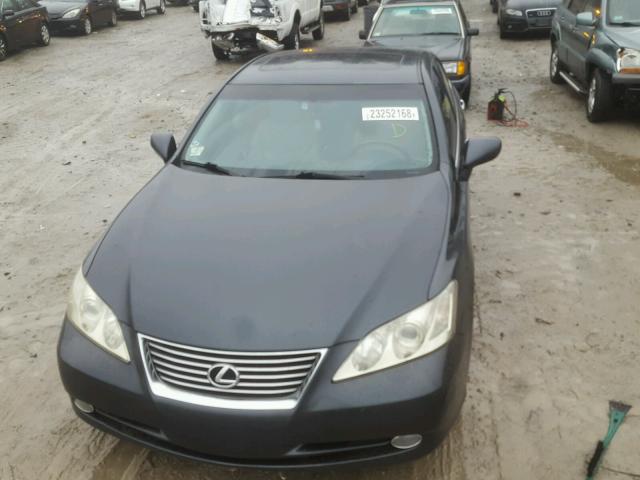 JTHBJ46G282245656 - 2008 LEXUS ES 350 GRAY photo 9