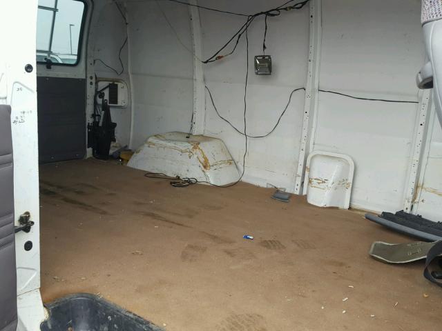 2B7HB11Y1WK102941 - 1998 DODGE RAM VAN B1 WHITE photo 6