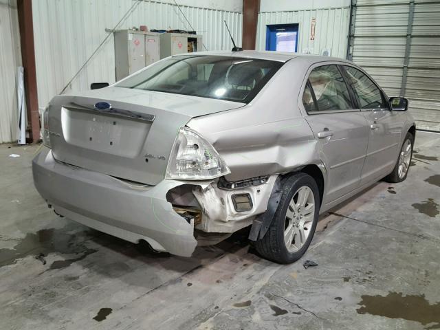 3FAHP08107R183105 - 2007 FORD FUSION SEL SILVER photo 4