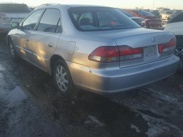 1HGCG56732A159569 - 2002 HONDA ACCORD SE SILVER photo 3