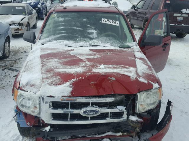 1FMCU03719KB26410 - 2009 FORD ESCAPE XLT RED photo 7