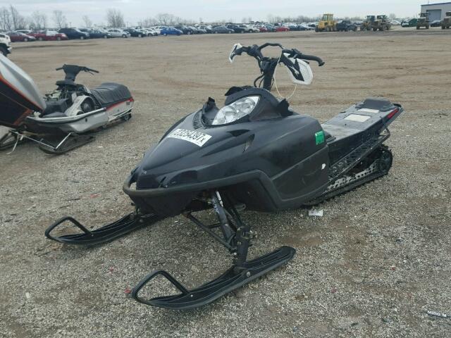 4UF10SNW8AT808019 - 2010 ARCC SNOWMOBILE BLACK photo 2