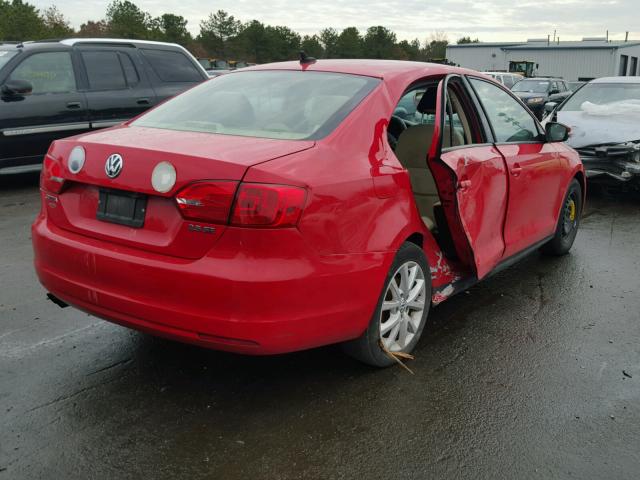 3VWDZ7AJXBM395230 - 2011 VOLKSWAGEN JETTA SE RED photo 4