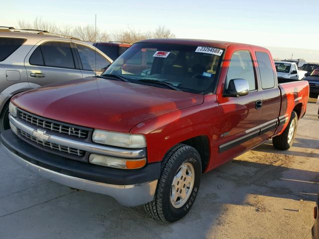 2GCEC19T121120980 - 2002 CHEVROLET SILVERADO RED photo 2