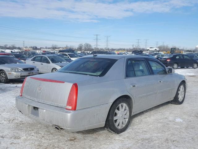 1G6KD57Y17U132096 - 2007 CADILLAC DTS SILVER photo 4