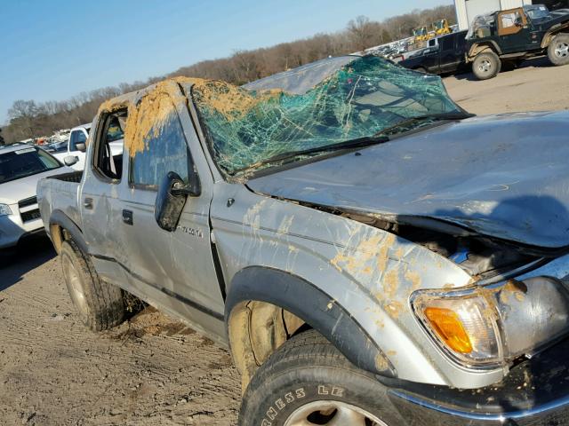 5TEGN92N43Z303171 - 2003 TOYOTA TACOMA DOU SILVER photo 10