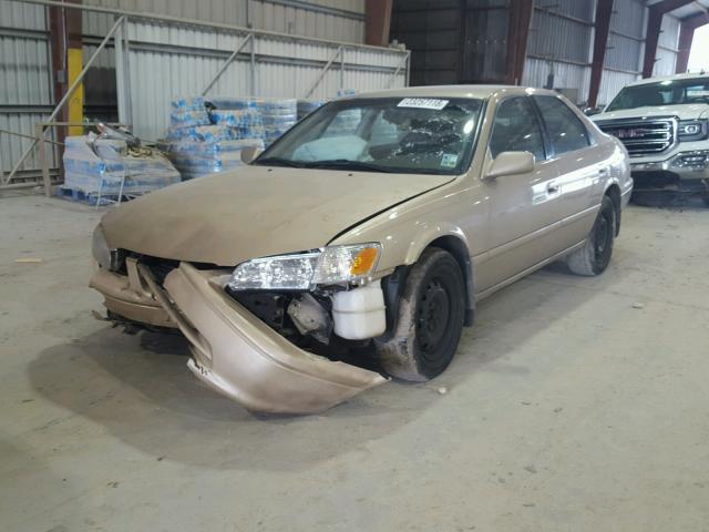 JT2BG22K7Y0502541 - 2000 TOYOTA CAMRY CE BROWN photo 2