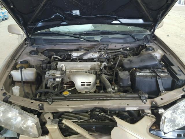 JT2BG22K7Y0502541 - 2000 TOYOTA CAMRY CE BROWN photo 7