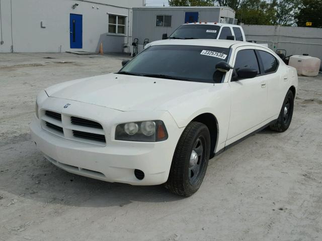 2B3KA43T99H597419 - 2009 DODGE CHARGER WHITE photo 2